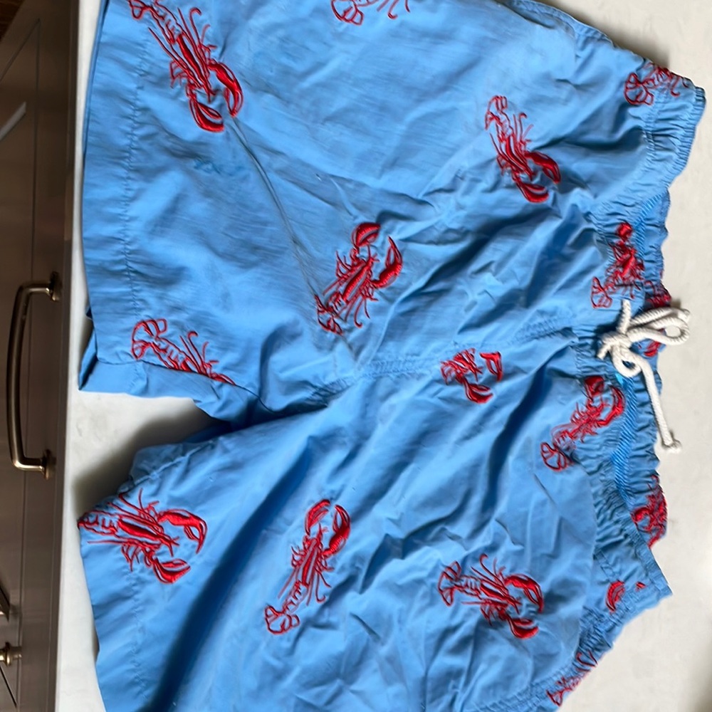 Blue/red lobster print J McLaughlin swim trunks